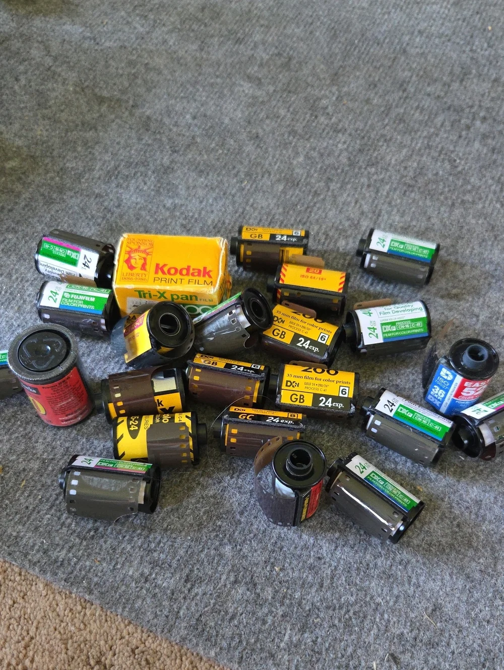 (23) HUGE lot of expired 35mm film Kodak etc